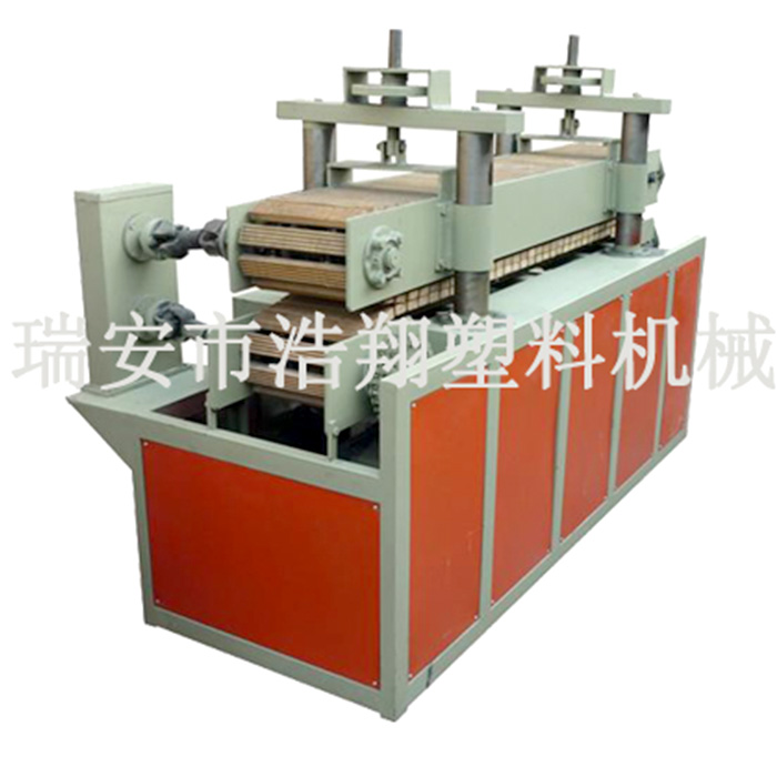 山東型材牽引機
